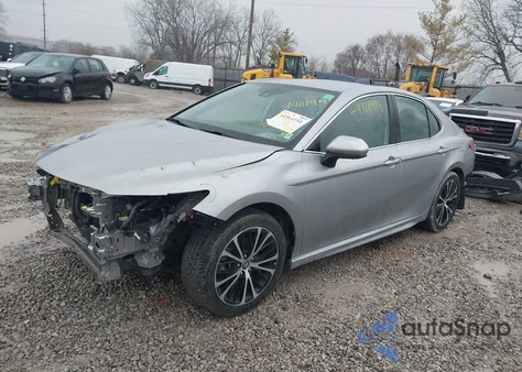 2019 Toyota Camry Se z USA, uszkodzony, nr VIN 4T1B11HK3KU753434